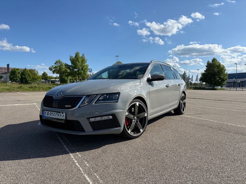Skoda Octavia 160.000 km 17.999 € Chemnitz 09112