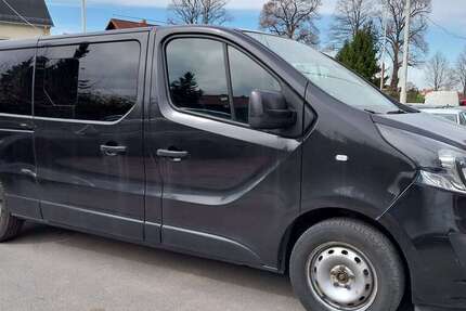 Opel Vivaro 384.000 km 8.900 &euro; Reinsdorf 08141