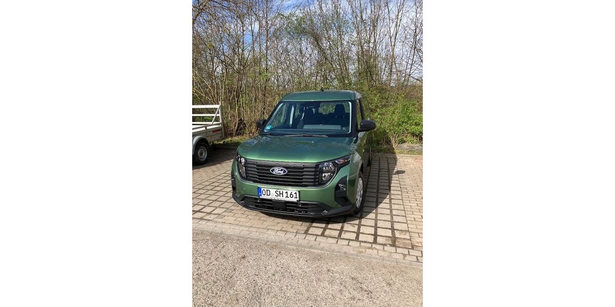 Ford Tourneo Courier 32.923 km 19.500 &euro; Ahrensburg 22926