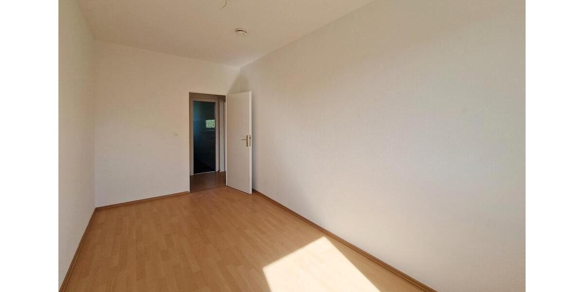Etagenwohnung Hettstedt - 4 Zimmer, 70 m&sup2;, 279&euro; | Angebot:24692620