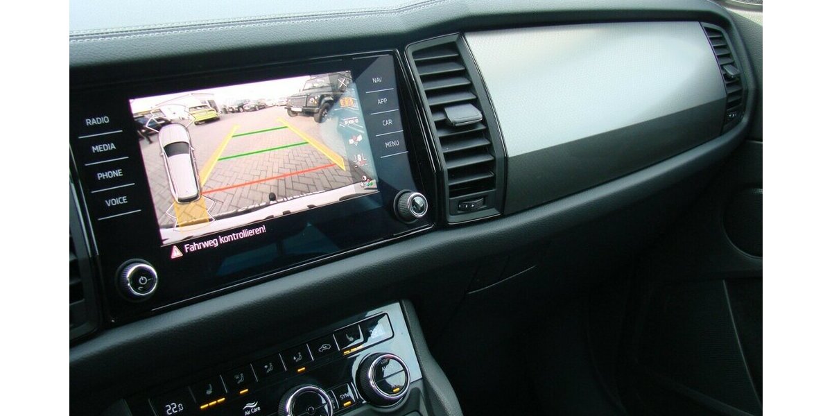 Skoda Kodiaq 1.5TSi Clever ACC MATIX AHK Kamera Navi 19.530 km 29.980 &euro; Falkensee 14612