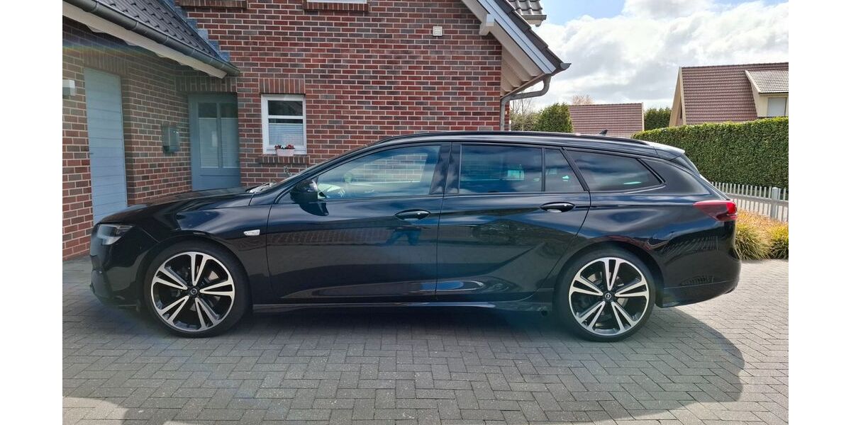 Opel Insignia 52.000 km 29.950 &euro; Esche 49828