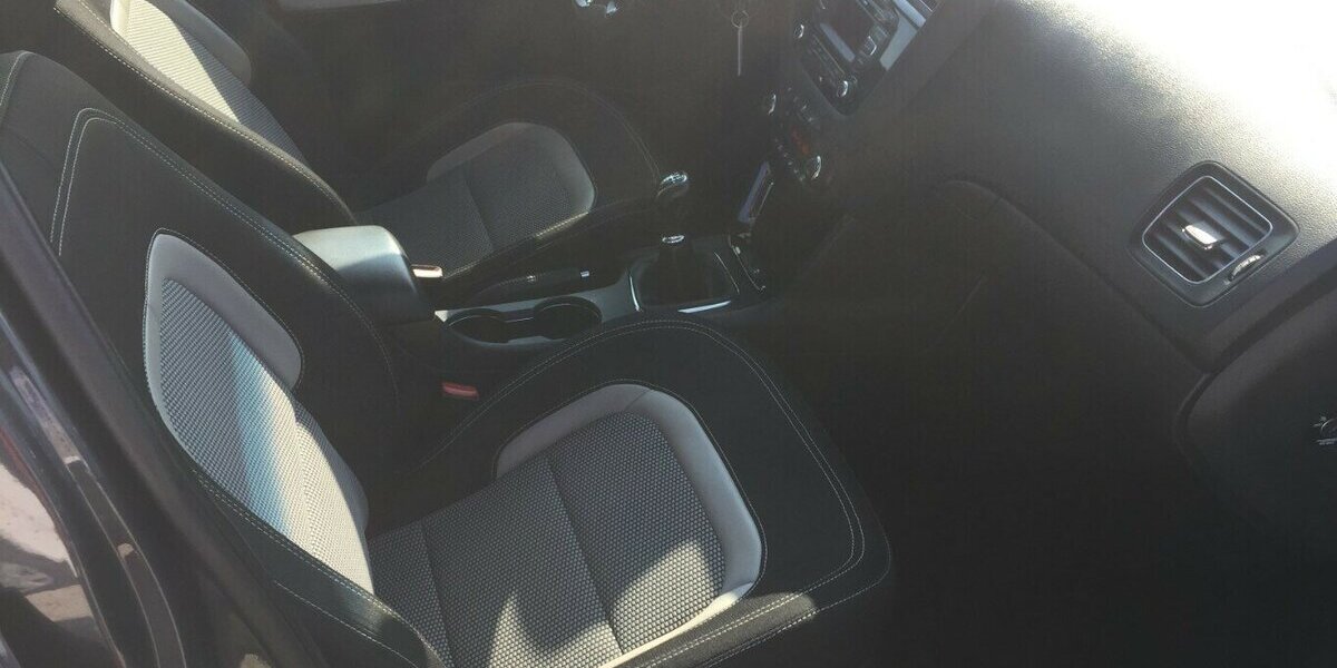 Kia ceed Edition, Temp,Klimaaut., Sitzheiz.usw.! 138.000 km 6.500 &euro; Himmelkron 95502