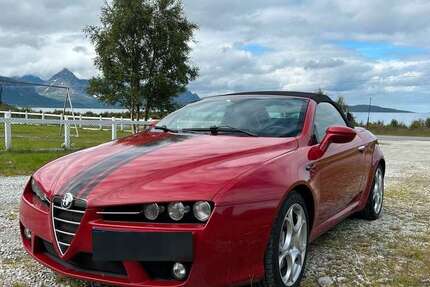 Alfa Romeo Spider 174.910 km 10.750 € Halle 06110