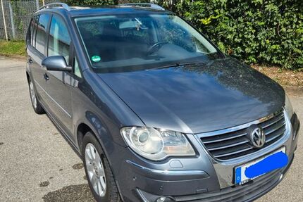 VW Touran 260.000 km 3.999 € Weilheim 82362