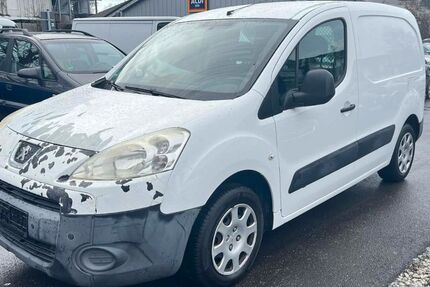 Peugeot Partner 166.000 km 4.300 &euro; Frankfurt am Main 65933