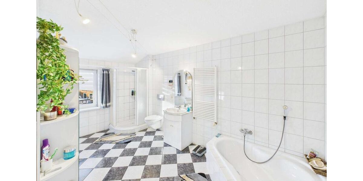 Einfamilienhaus Ilmenau - 4 Zimmer, 137 m&sup2;, 324.900&euro; | Angebot:27023329