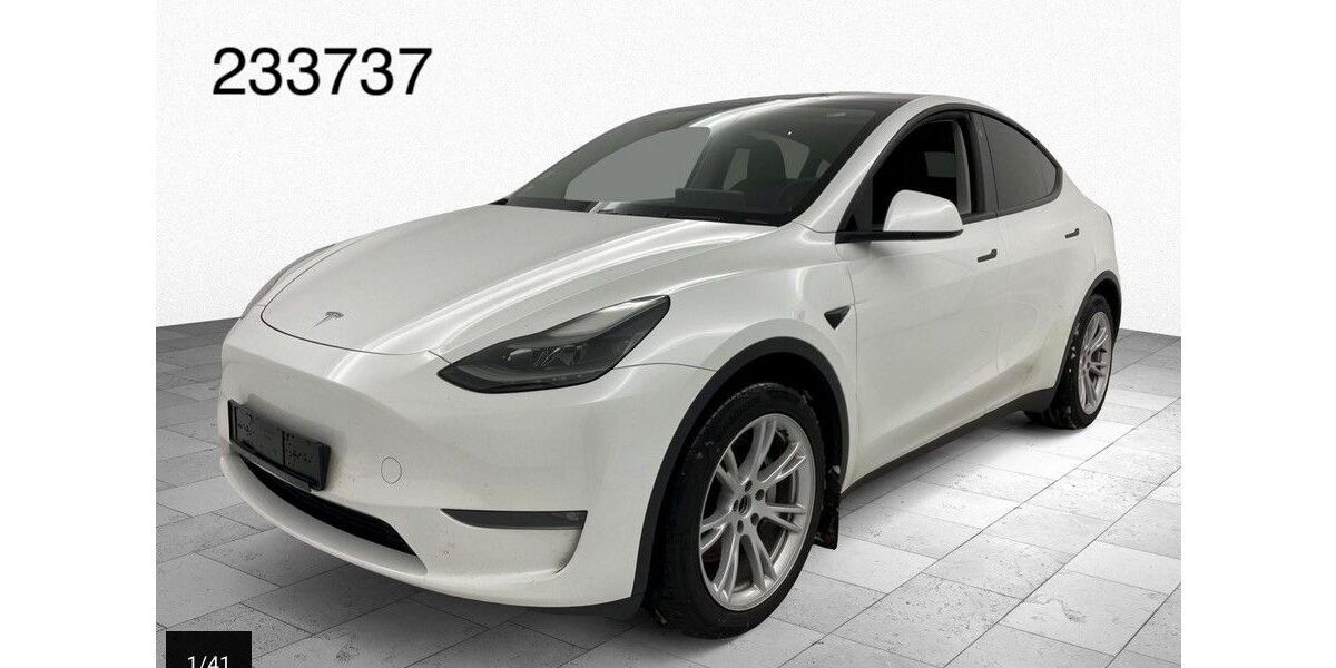 Tesla Model Y 150.000 km 27.950 &euro; Steinbach-Hallenberg OT Herges-Hallenberg 98587