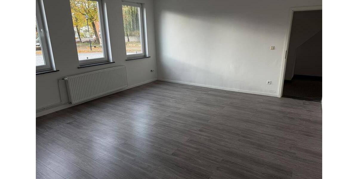 Großes Haus 280qm 8 Zimmer Einliegerwohnung 12 km v. Wolfsburg 8 zimmer