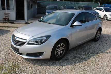 Opel Insignia 109.150 km 7.400 € Fürth 90768