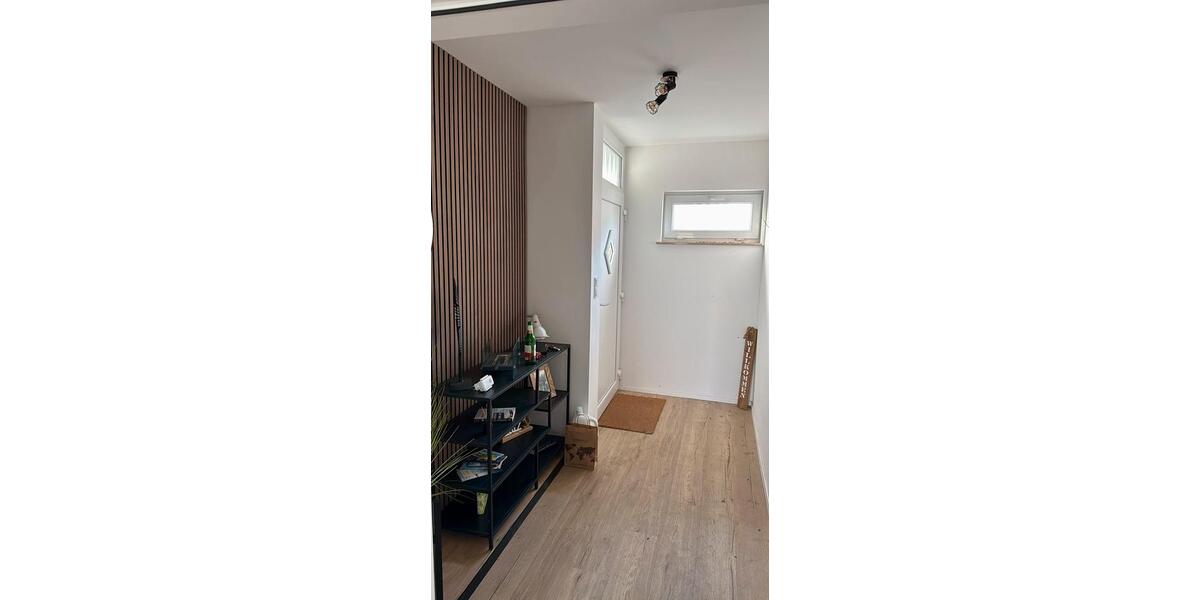 Einfamilienhaus Singen (Hohentwiel) - 7 Zimmer, 290 m&sup2;, 895.000&euro; | Angebot:26991249