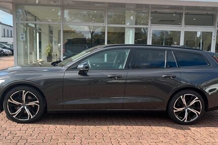 Volvo V60 48.900 km 35.650 € Bocholt 46395