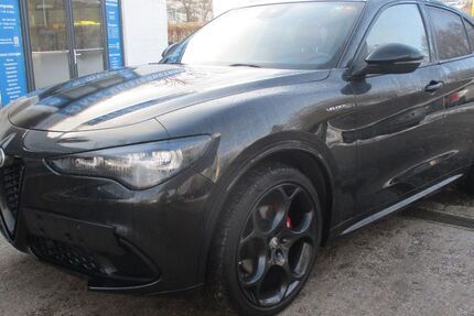 Alfa Romeo Stelvio 77.000 km 31.900 &euro; Krailling bei München 82152