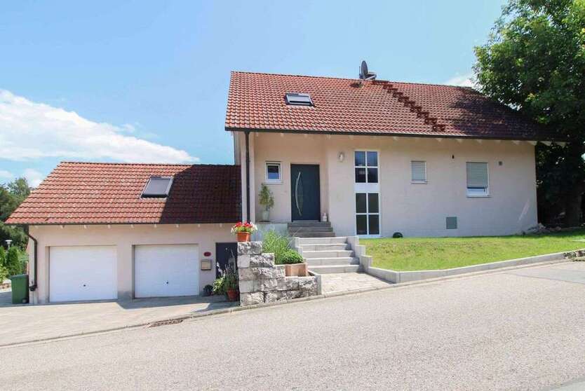 Haus zum Kaufen in Thalmässing 549.000 € 246.18 m²