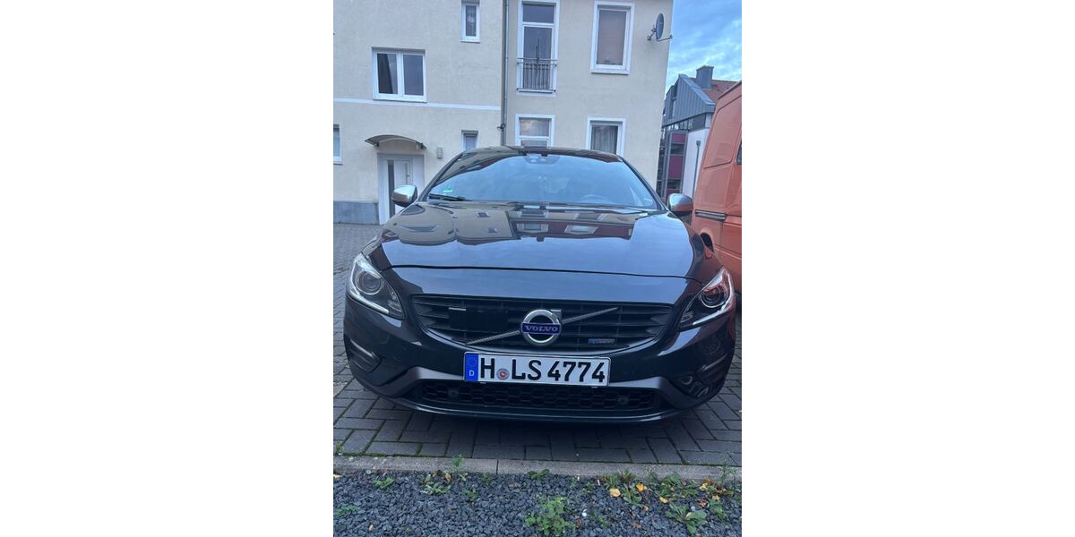 Volvo V60 254.000 km 10.750 &euro; Hagenburg 31558