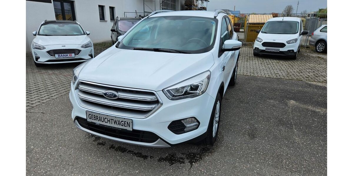 Ford Kuga 105.952 km 12.790 &euro; Ebermannsdorf 92263