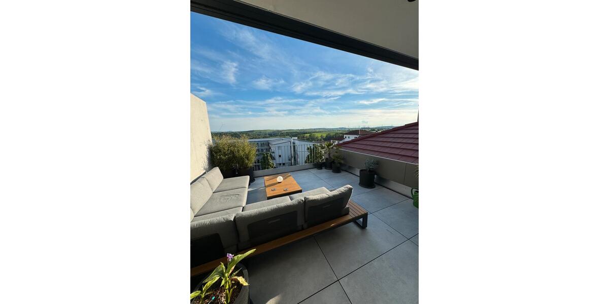 Exklusive Penthousewohnung mit 2 Dachterrassen und lux. Ausstatt. 3 zimmer