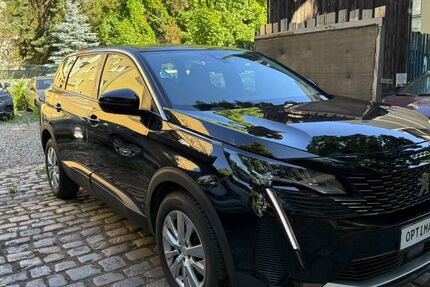 Peugeot 5008 94.400 km 14.900 &euro; Berlin 12103