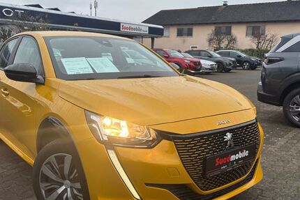 Peugeot 208 29.882 km 17.950 &euro; Singen 78224