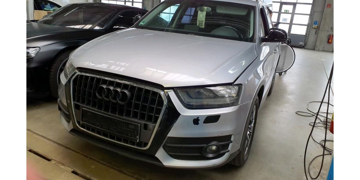 Audi Q3 152.594 km 13.990 &euro; Braunschweig 38122