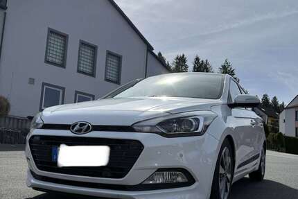 Hyundai i20 102.000 km 11.500 &euro; Selters (Taunus) 65618