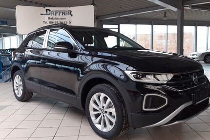 VW T-Roc 1.900 km 31.490 € Batzhausen 92358