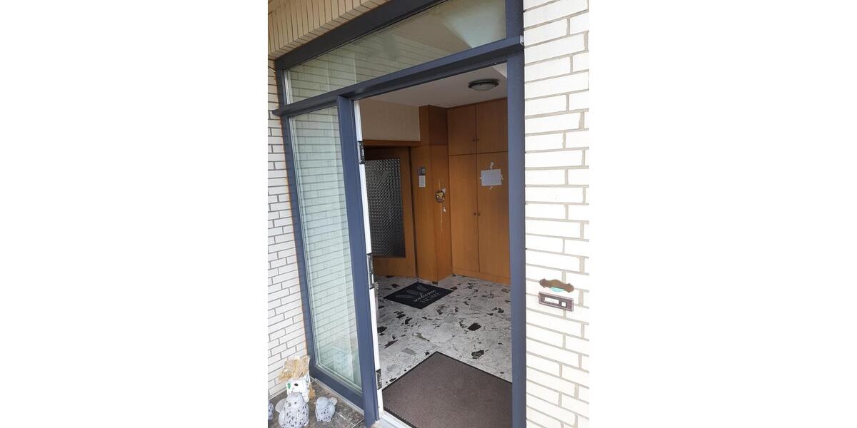 Villa Rinteln - 5 Zimmer, 220 m&sup2;, 1.850&euro; | Angebot:25986835