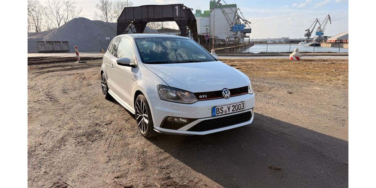 VW Polo 55.300 km 14.990 &euro; Braunschweig 38114
