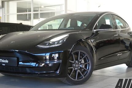 Tesla Model 3 64.650 km 23.550 &euro; Schöningen 38364