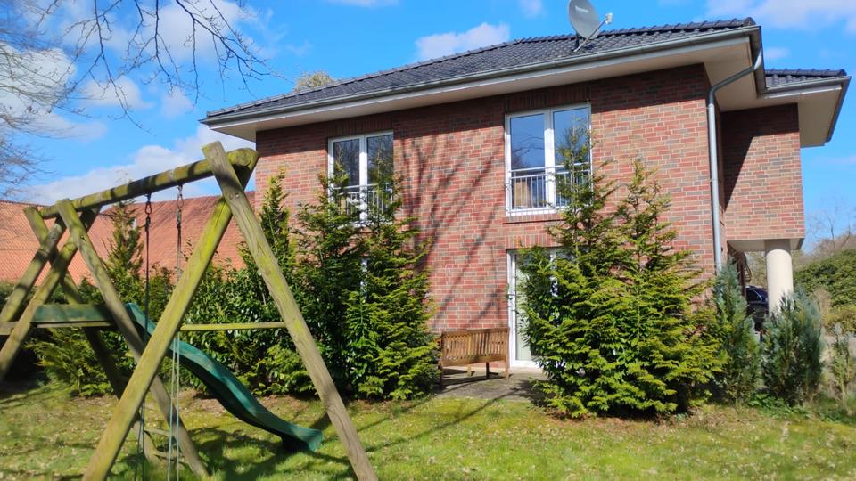 Villa Dinklage - 5 Zimmer, 180 m&sup2;, 1.990&euro; | Angebot:26004345