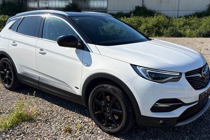 Opel Grandland (X) 100.000 km 17.490 &euro; Friedrichshafen 88046