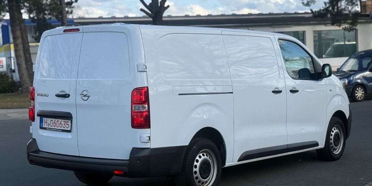 Opel Vivaro 31.000 km 18.900 &euro; Hannover 30179