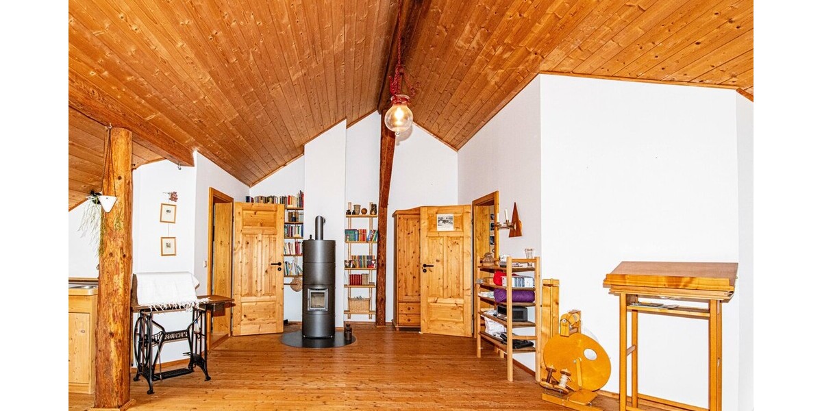 „Idyllisches Bauernhaus mit Teich & eigener Quelle – Ruhe, Natur und Geschichte vereint“ - Bauernhaus, Landhaus Weiding | Angebot:26041922
