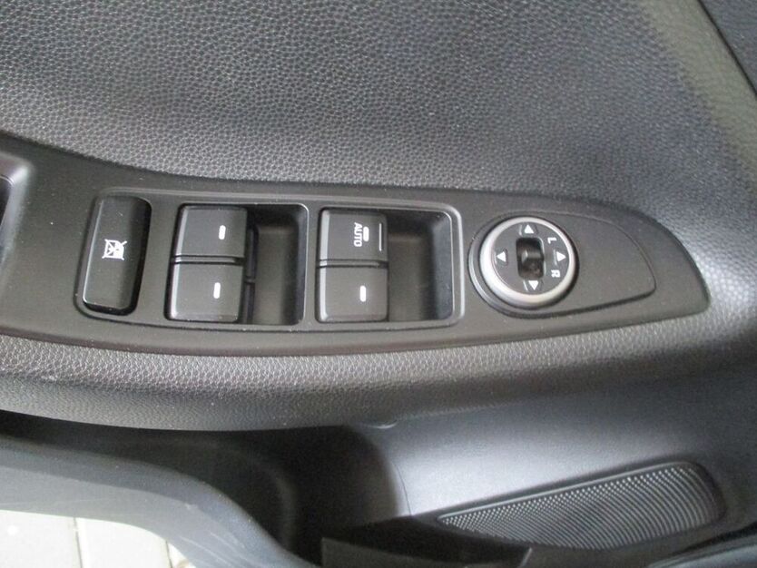 i20