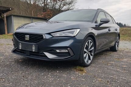 Seat Leon 77.031 km 19.990 &euro; Bürgstadt 63927