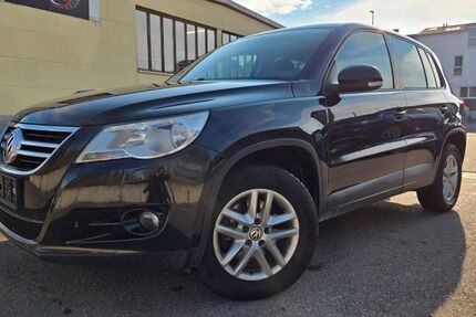 VW Tiguan 221.600 km 3.299 &euro; Raubling 83064