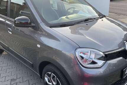 Renault Twingo 15.000 km 18.690 &euro; Korschenbroich 41352