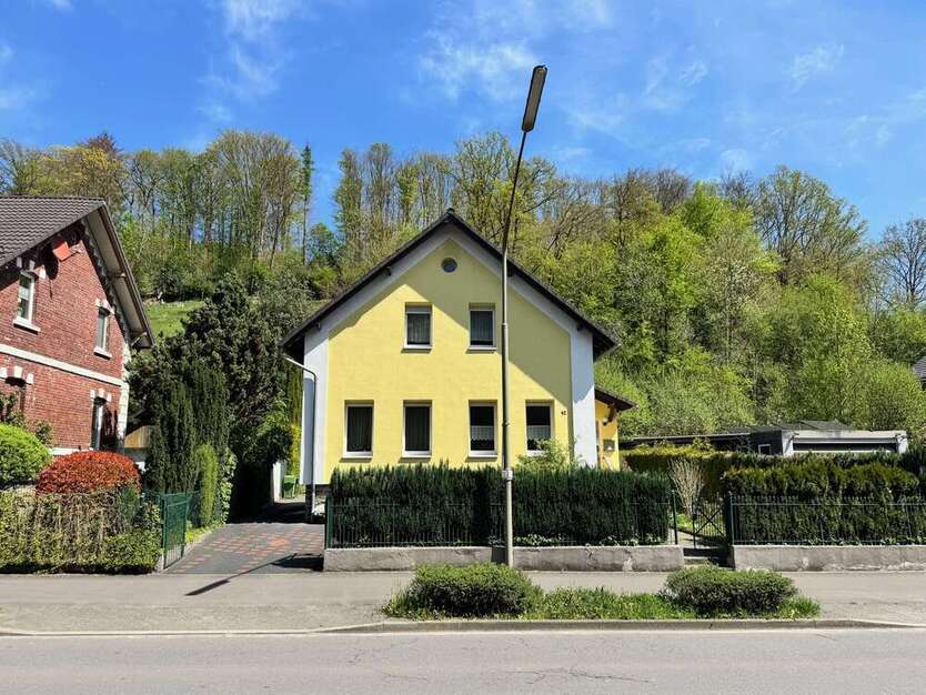 Haus zum Kaufen in Gummersbach 330.000 € 120 m²