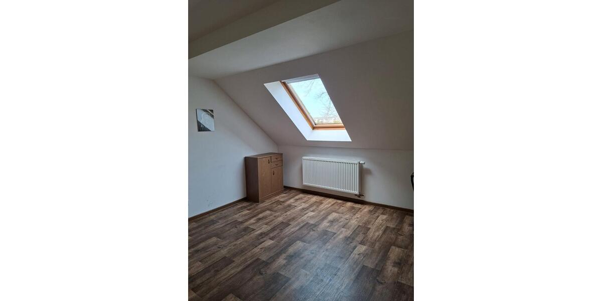 Dachgeschoßwohnung Rhinow - 1 Zimmer, 43 m&sup2;, 440&euro; | Angebot:26006972