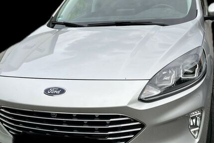Ford Kuga 49.000 km 18.500 &euro; Schmidgaden 92546