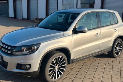 VW Tiguan 132.000 km 12.900 &euro; Rödental 96472
