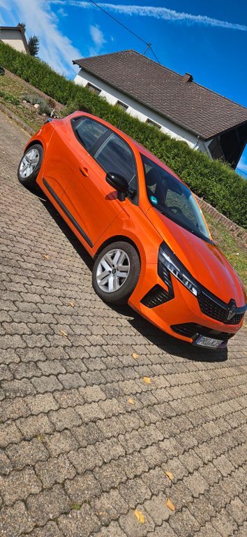 Clio