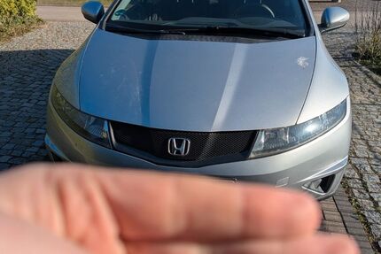 Honda Civic 61.000 km 5.999 &euro; Bentwisch 18182