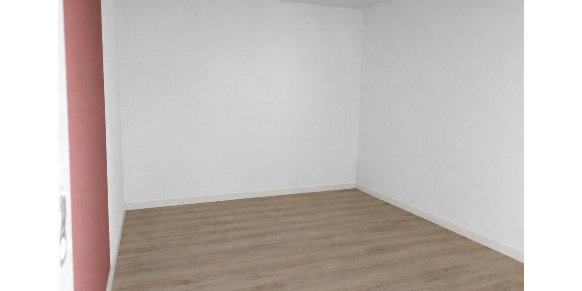 Etagenwohnung Preetz - 2 Zimmer, 90 m&sup2;, 750&euro; | Angebot:26412551