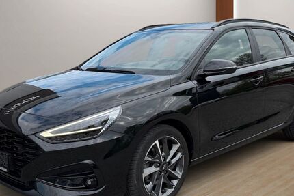 Hyundai i30 37.500 km 21.450 &euro; Obersulm-Willsbach 74182