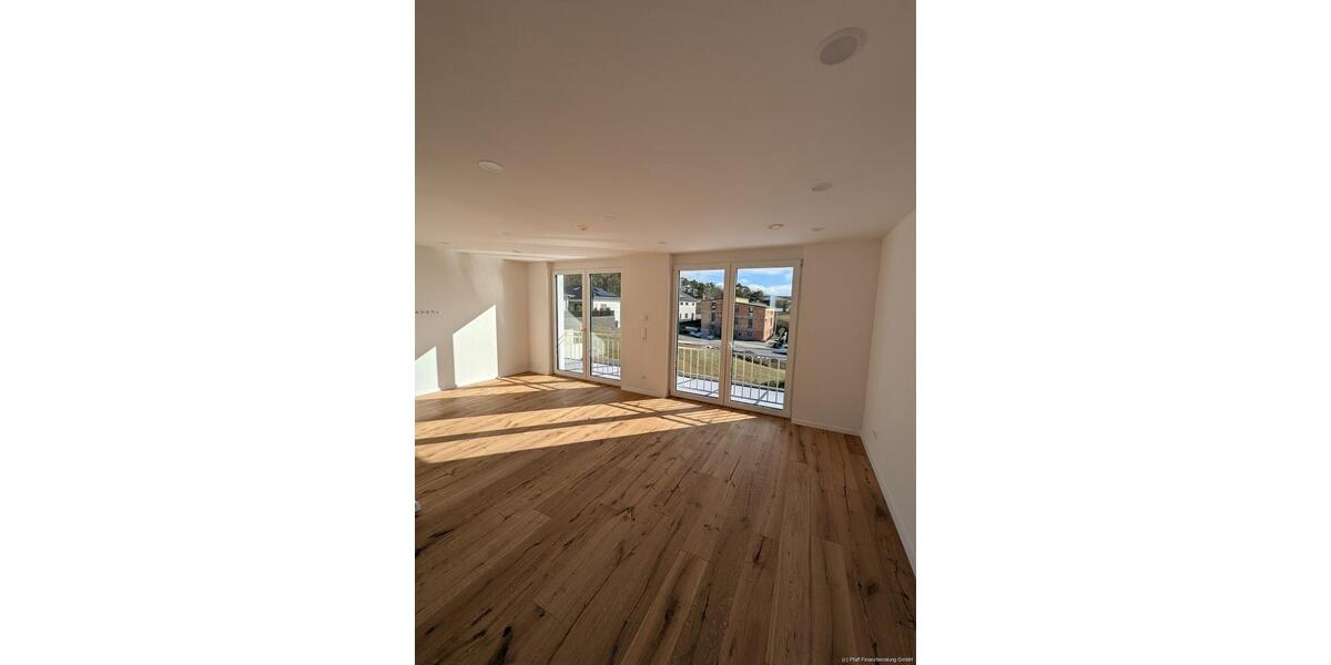 Maisonettenwohnung Buchen (Odenwald) - 3.5 Zimmer, 122 m&sup2;, 1.330&euro; | Angebot:25237388