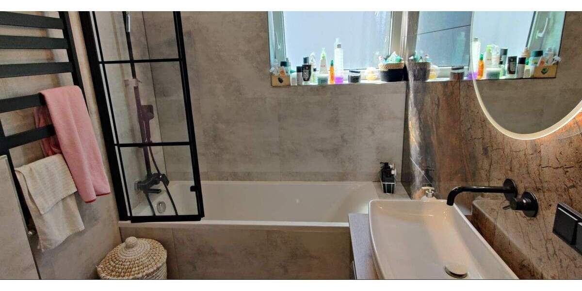 Einfamilienhaus Niederwerrn - 6 Zimmer, 141 m&sup2;, 555.000&euro; | Angebot:25670030