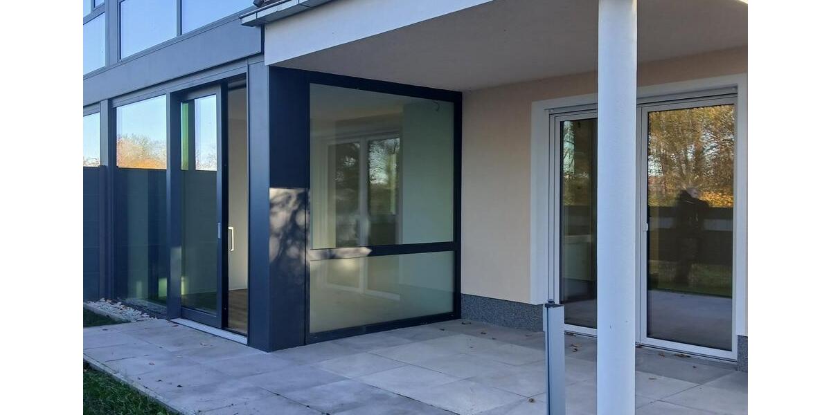 Attraktive 3-Zimmer-Wohnung mit Wintergarten, Terrasse und Garten 3 zimmer