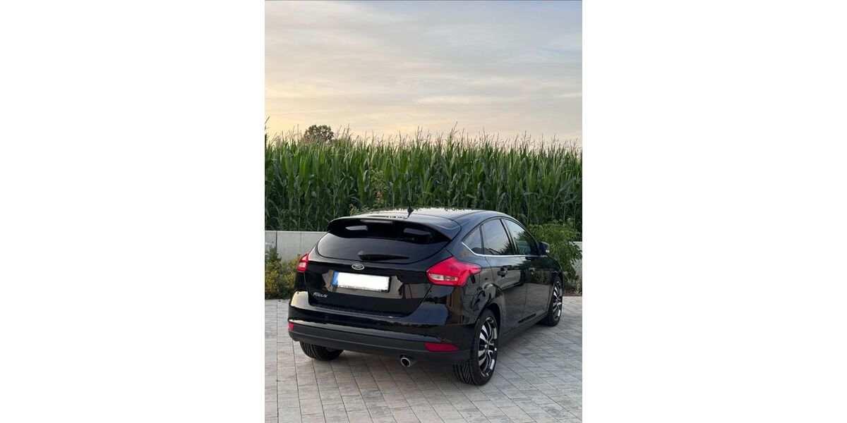 Ford Focus 99.670 km 10.200 &euro; Abensberg 93326