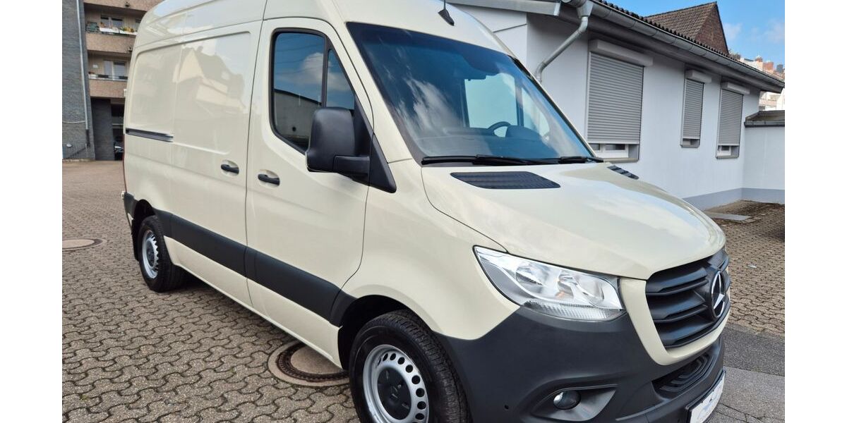 Mercedes-Benz Sprinter 125.000 km 26.900 &euro; Düsseldorf 40591